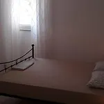 Amadrian شيبينيك