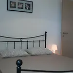 Apartament Amadrian *