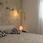 شقة Amadrian *