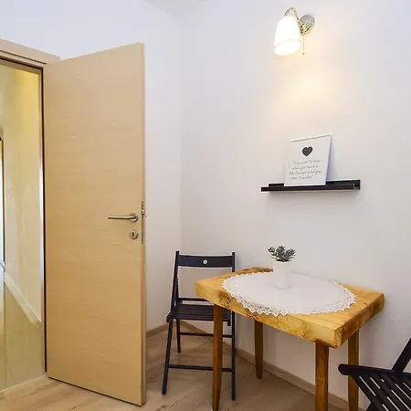 Amadrian Apartments Apartment