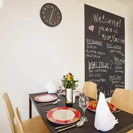 Amadrian Apartamento *