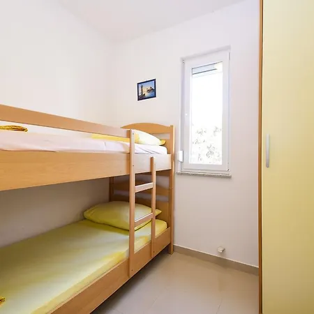 Amadrian Apartments *