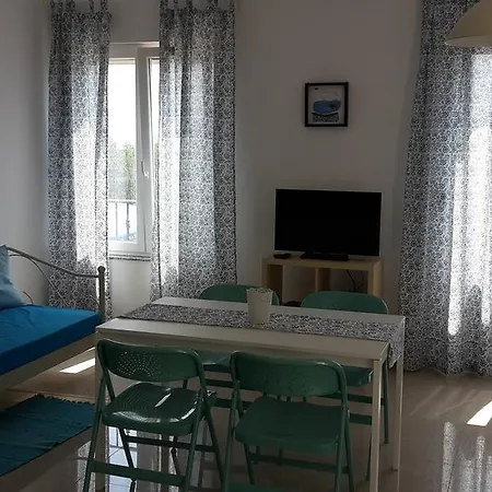 Apartment Amadrian Apartments *