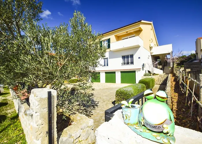 Appartement Amadrian *