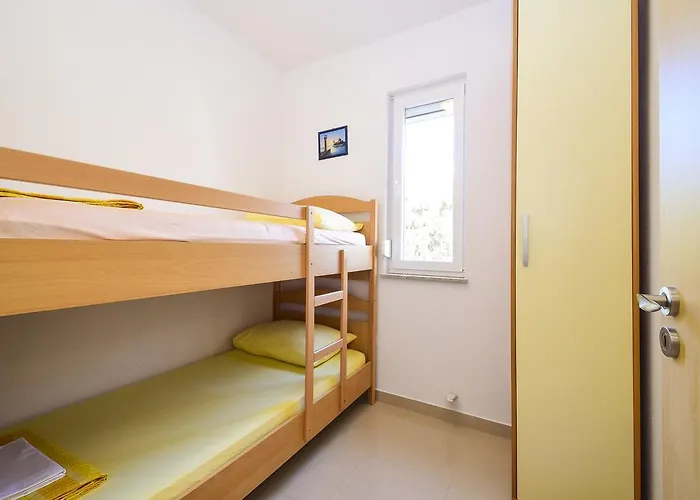 Amadrian Apartments *